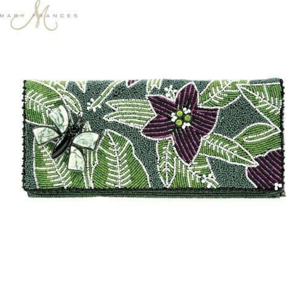 Mary Frances Caribbean Clutch